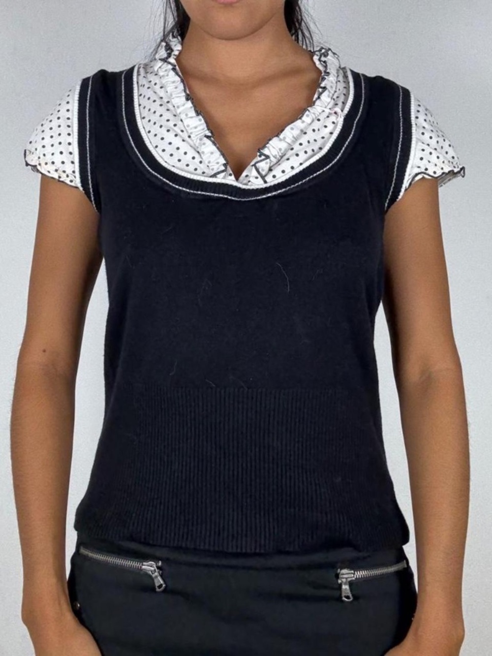 Y2K black & white polka dot blouse